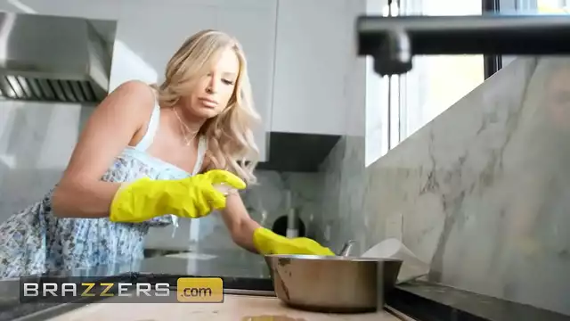 Emma Hix ~ The Alluring Enchantress Seducing the Plumber with a Luscious Figure! - BRAZZERS