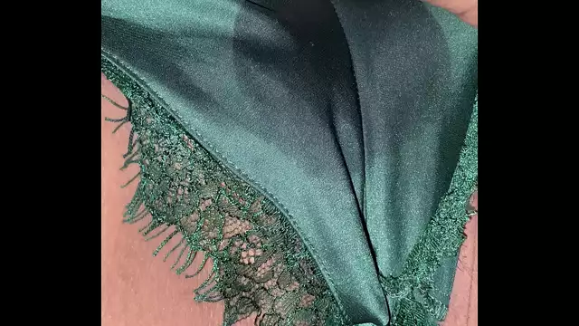 Luscious Latina Wife Takes Advantage of Her Husband's Night Shift - MUST-SEE!