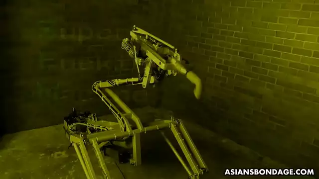 Japanese enchantress Shiori Natsumi's luscious moans and explosive orgasm with a fucking machine!