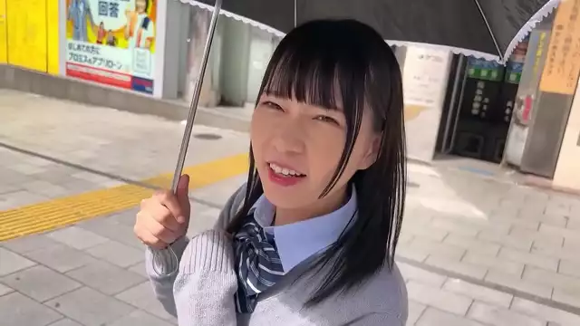 Discover the Alluring Siren moekachan on a Date in Part 1!