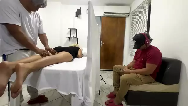 Japanese Beauty Receiving Massages Next to Hubby, But He Can't See