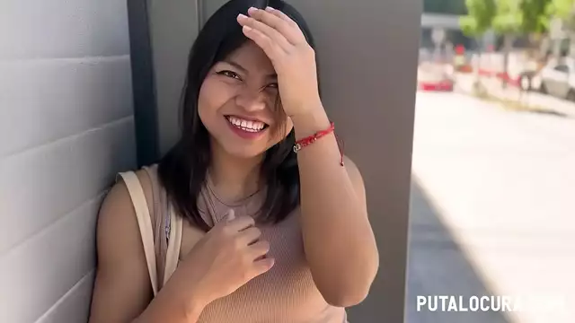 Catching the Innocent Bolivian Yvonne in a Torrid Affair - PutaLocura