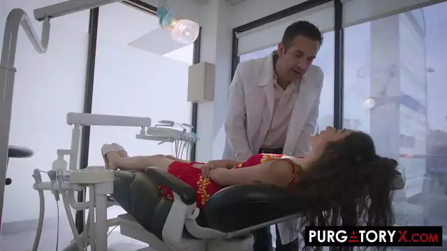 Luscious Amber Summer in 'PURGATORYX The Dentist Vol 3 Part 1' ~ A Must-Watch for Fans of Alluring MILFs!