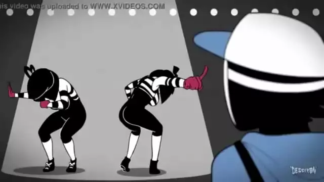 Japanese Hentai ~ Enchantress Reveals Her Luscious Body