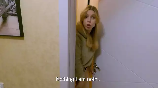 Pleasure-Obsessed Brother Pounds Little Sister's Steamy Slit