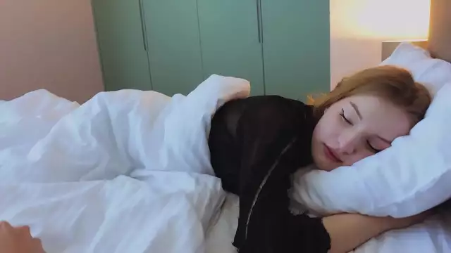 WARNING ~ Intense Sex with Your Wife After Taking Headache Medicine! (Bonus ~ Hot & Luscious Wife Action)